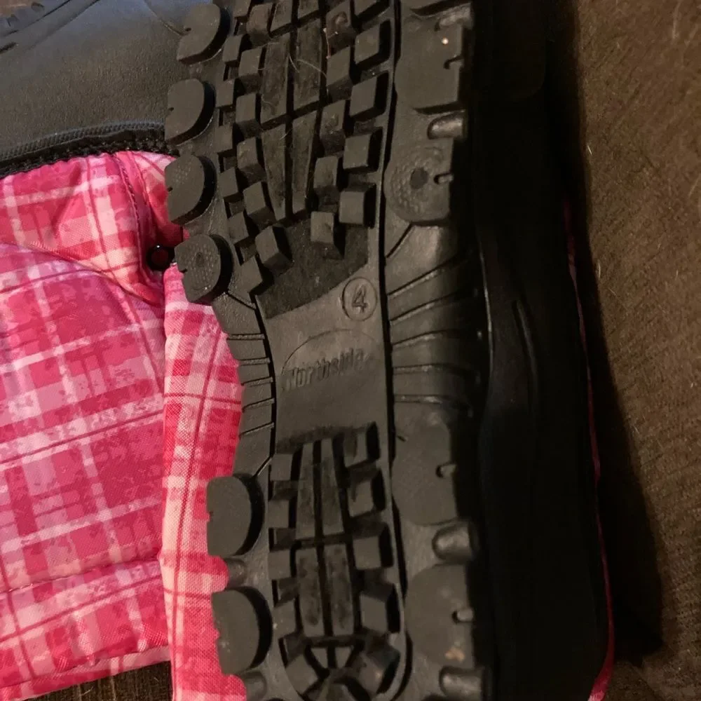NORTHSIDE FROSTY INSULATED WINTER SNOW BOOTS - BIG GIRLS / SZ 4. NWOT